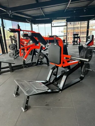 V-Squat Hack Squat Agachamento Importado 