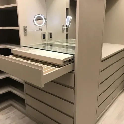 Móveis planejados - Cozinhas, closets, armários em geral