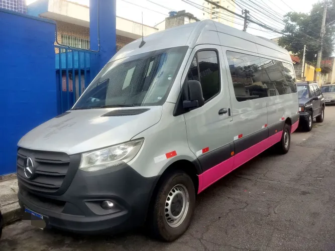 Mercedes Sprinter 2021 Extra Longa Loja Motorhome