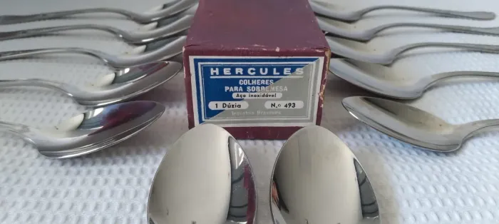 Conjunto com 12 colheres de sobremesa Hércules Inox Classic