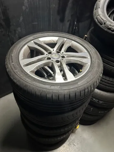 Aro 18 mercedes gla200 pneus 235 50 18 runflat dunlop 