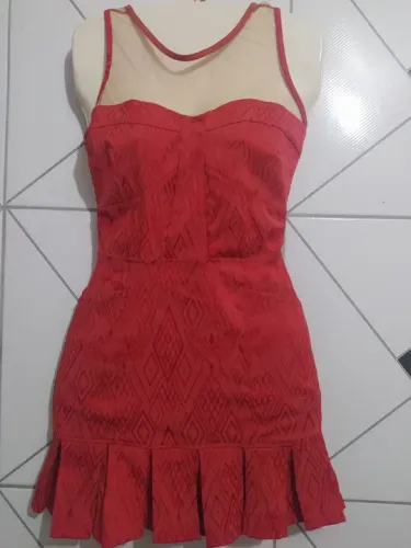 Vestido vermelho, tamanho PP
