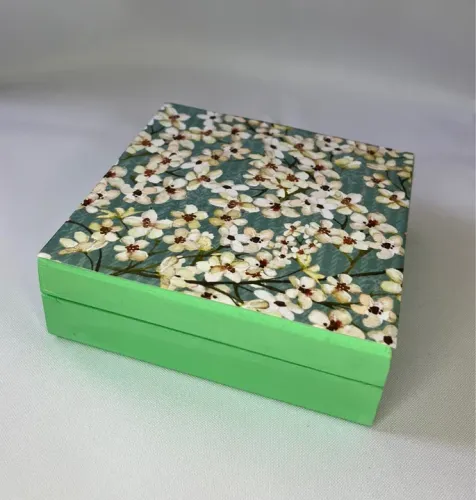 Caixa em MDF Porta Sabonete Verde com Flores
