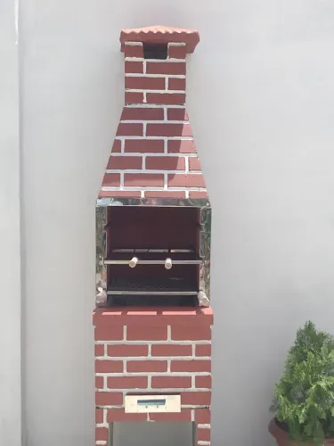 Churrasqueira pre moldada pequena 