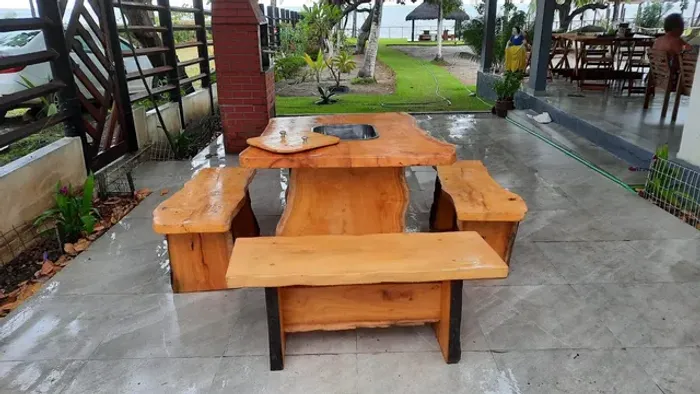 Mesa personalizada com cuba 