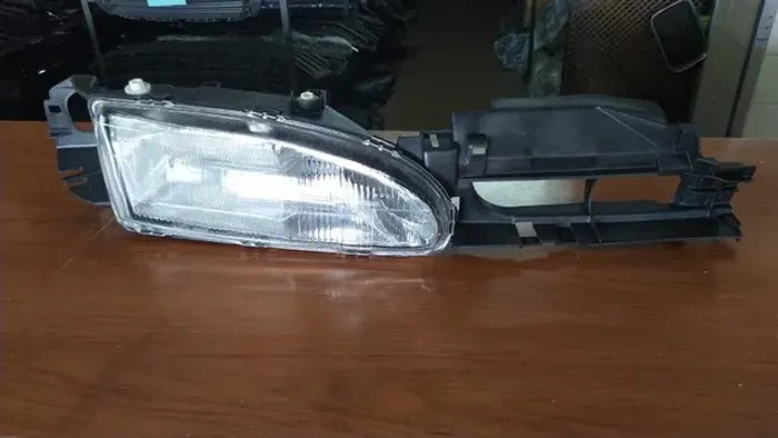 Farol Mondeo 1993 1994 1995 1996