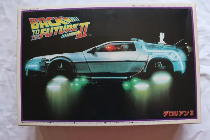 Delorean Back To The Future Ii 1/24 Aoshima Plastimodelismo