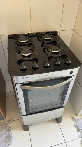 Fogão Esmaltec 4 bocas