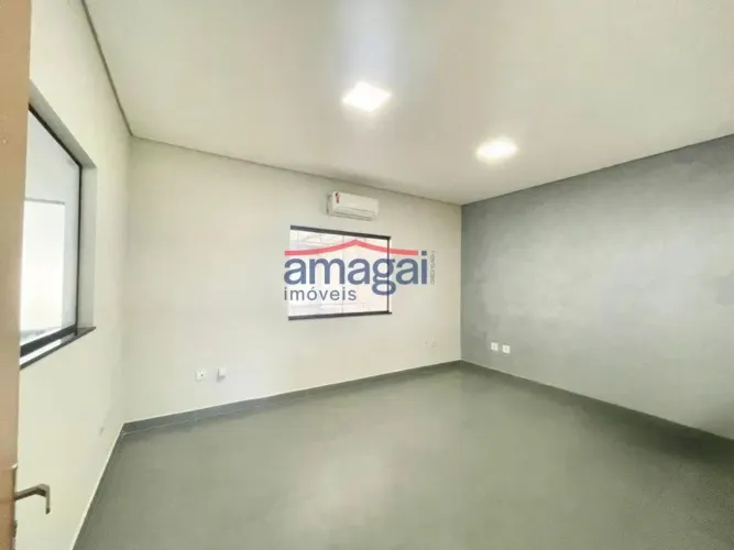 Sala comercial de 20m2 para locação em Jacareí - SP