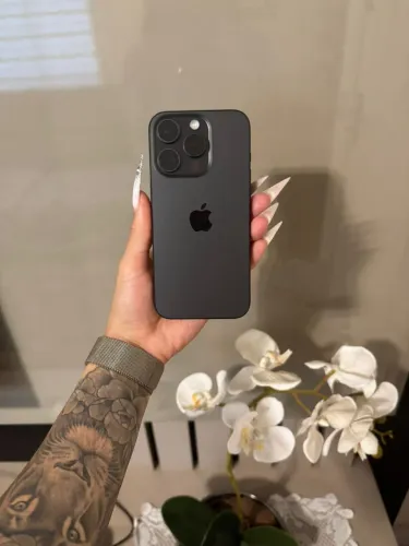 iPhone 15 Pro 256gb Titânio Preto