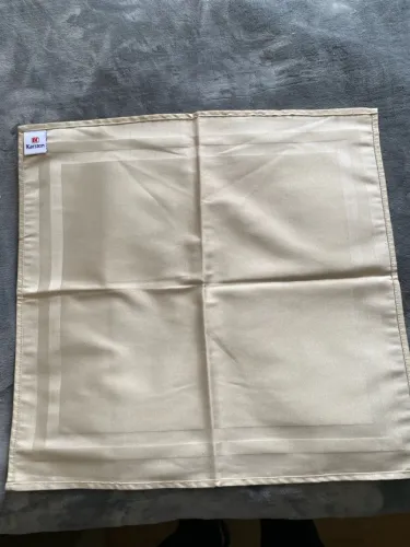 04 Guardanapos Karsten Bege com Detalhes
