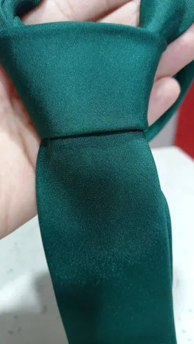 8 Gravatas Verdes