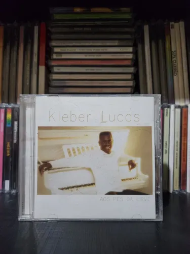 Cd Kleber Lucas aos pés da cruz