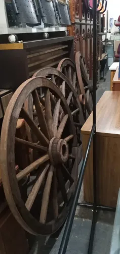 Rodas carroça antigas