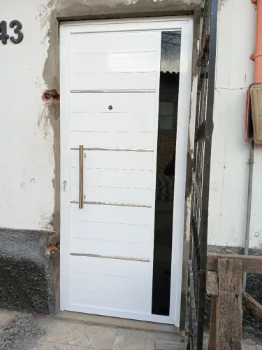 Portas em alumínio todos os modelos e cores