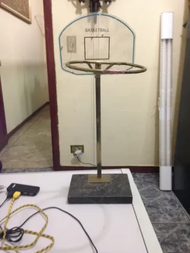 tabela de basquete em miniatura em marmore e metal dourada antiga