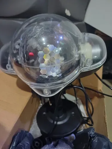 Projetor de Luz LED Disco Ball - A famosa luz que imita neve caindo