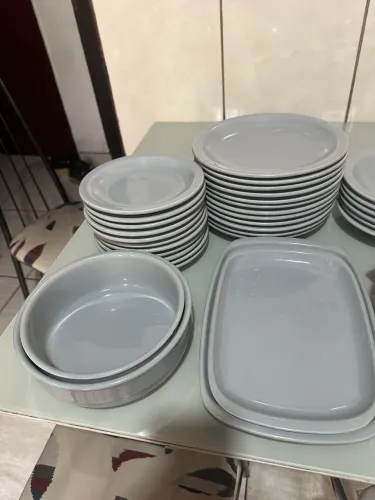 Jogo de jantar em cerâmica 