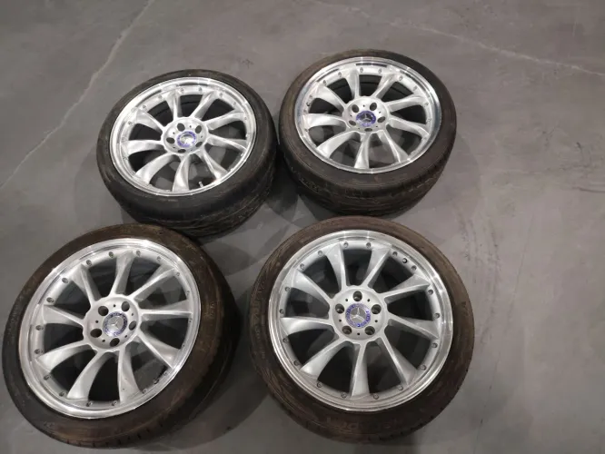 JG Roda 19 Mercedes AMG