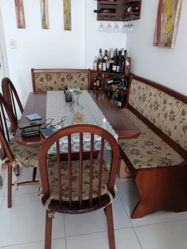 Mesa jantar com cadeiras