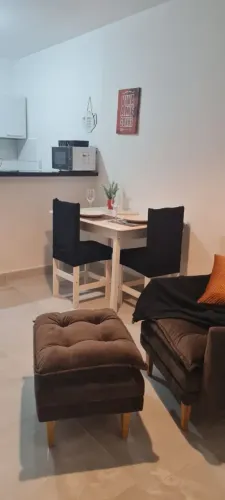 Aluga-se Apartamento mobiliado c/ ar 1 Quarto Prox Shopping Estação 