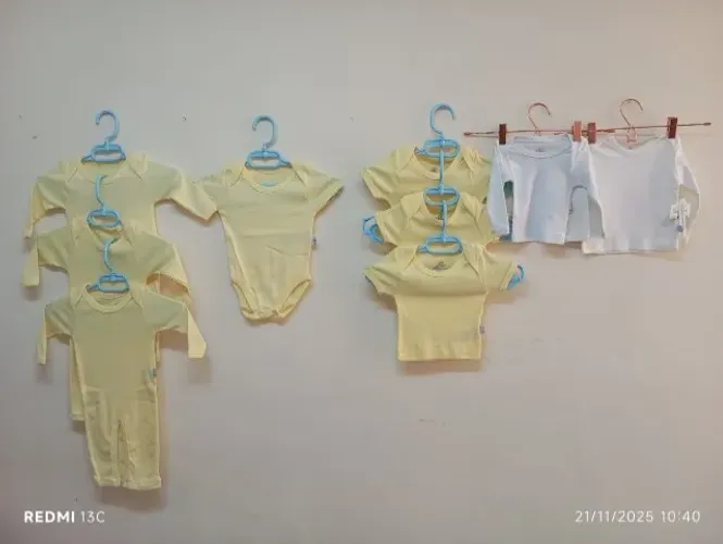 Lote C/ 9 roupas de bebê - Macacão/camiseta Bebê - 3/12meses - NOVO