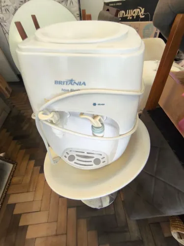 Bebedouro Britânia Aqua Bivolt