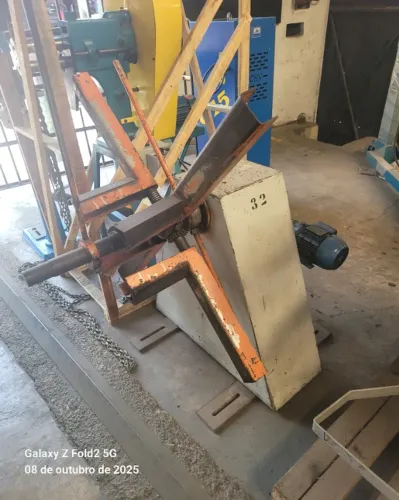 Desbobinador de chapa Motorizado