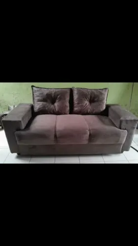 Sofá 3 Lugares com almofadas 