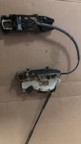 Fechadura Porta Dianteira Esquerdo Amarok 2010 A 2019 BG3947
