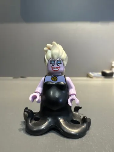 Boneco LEGO da Úrsula - A Pequena Sereia