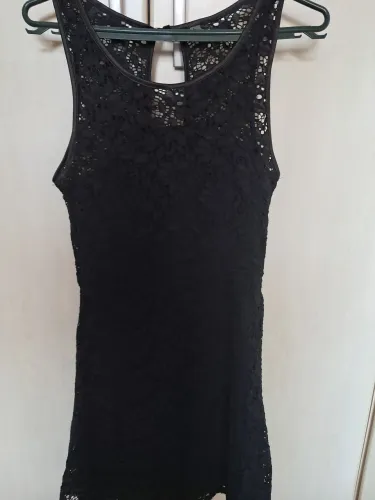 Vestido Preto em Renda