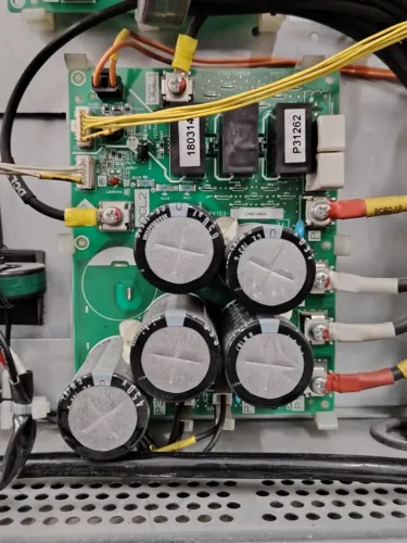 Placa para Ar-condicionado - Hitachi (17B47282A) Condensadora 18 HP