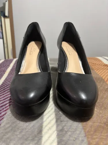 Sapato marca WJ acessórios