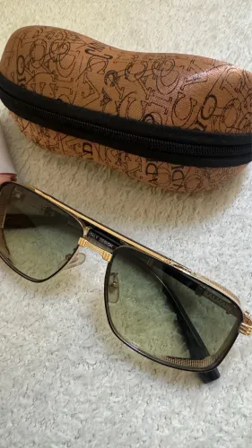 Oculos novo com proteçao UV