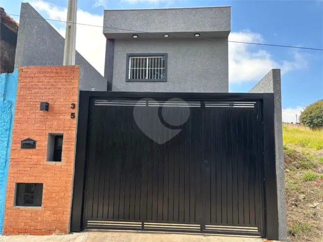 Casa com 3 quartos à venda ou para locação em Vila Barth - SP