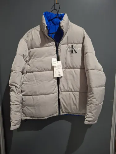 Jaqueta Calvin Klein dupla face 
