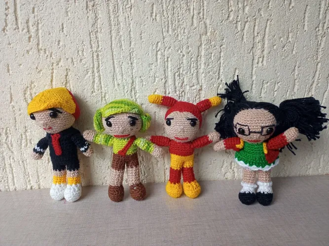 Bonecos de crochê   turma chaves Tam 13 cm