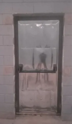 Porta de aço galvanizado corta fogo linha leve P90 e linha pesada P240