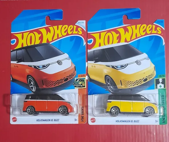 2 Miniaturas Hot Wheels Volkswagen ID. Buzz, versão elétrica da Kombi