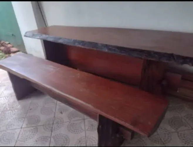 Mesa Rústica de Angelim