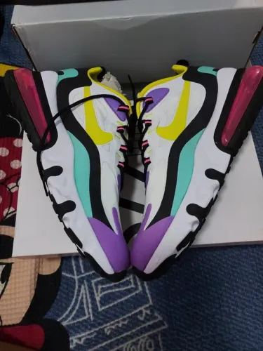 Nike Air Max 270 Sem uso, cor RARA - TAM43 - original 