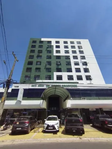 Sala comercial no Centro Médico Dirceu Arcoverde