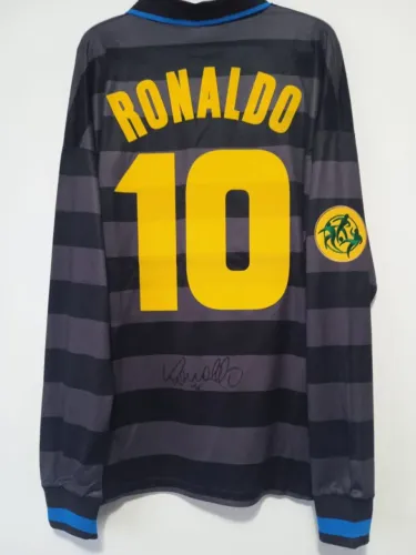 Camisa Inter Milão Campeão Copa UEFA 1997 / 1998 #10 Ronaldo Jogo Autografada Certificada