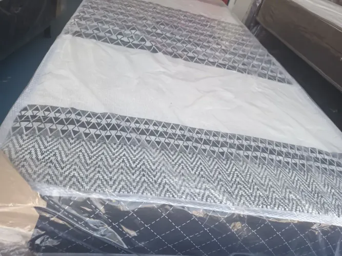 Box solteiro acoplada 