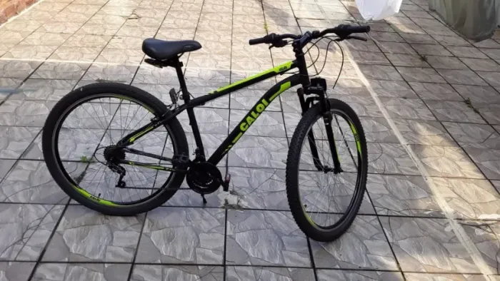 Bicicleta aro 29 nova com 21 marcha