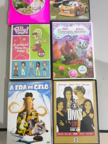 DVDS INFANTIL ;POLLY POCKET, BARBIE RAPUNZEL, OS CARRINHOS,BARBIE FAIRYTOPIA,A ERA DO GELO