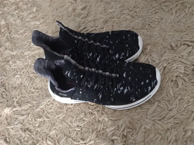 tênis skechers 36 lindo!,