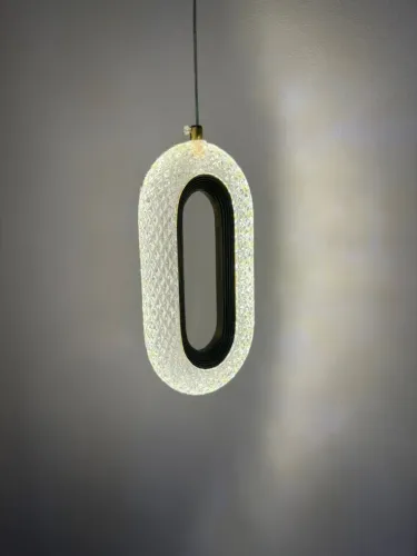 Luminária pendente moderna com design elegante