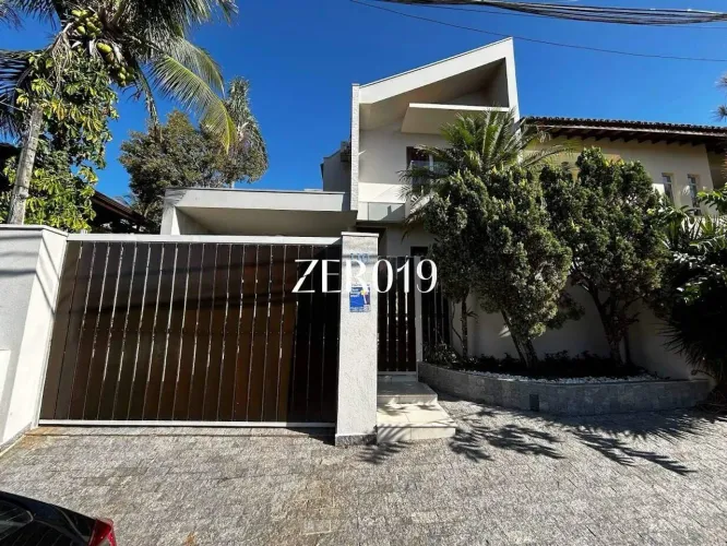 Sobrado com 4 quartos e com churrasqueira, 300 m² no Condomínio Recanto Ecológico no Nova